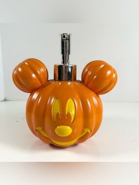 Jay Franco Disney Mickey Mouse Halloween Pumpkin Lotion Soap Dispenser